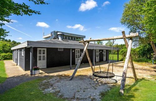 Hampen House | 4 person holiday home in Hampen