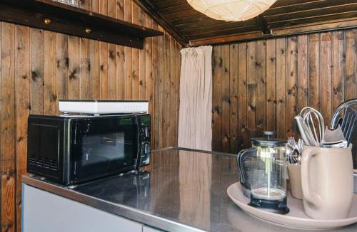 Hampen House | 4 person holiday home in Hampen