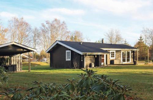 Bratten Strand House | 4 person holiday home in Jerup
