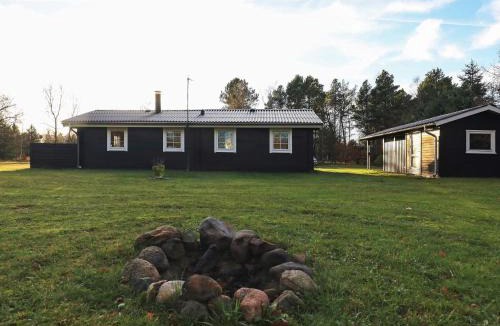 Bratten Strand House | 4 person holiday home in Jerup