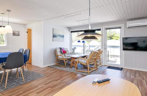 Nr. Lyngby House | 4 person holiday home in Løkken