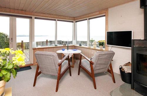 Remmer Strand House | 4 person holiday home in Struer