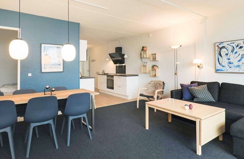 Blokhus Apartment | 4 person holiday park home in Blokhus