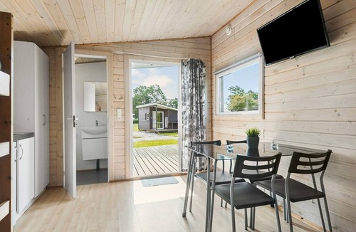Beder Malling House | 4 person holiday park home in Malling