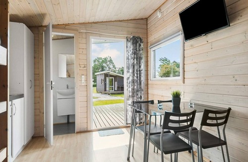 Beder Malling House | 4 Person Holiday Park Home in Malling