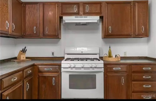 Hamburg Cottage | 4 person tailgater rustic modern secluded cabin