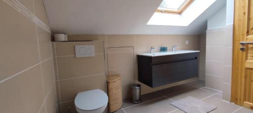 Beckenried Apartment | 4 Personen, Panorama-Seesicht, Balkon, Gartensitzplatz