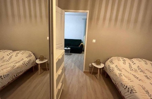 Noisy-le-Grand Apartment | 4 personnes - Proche Centrex et Disneyland
