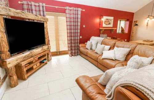 Hollow Meadows House | 4 Pheasant Lane