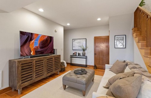 Boone House | 4 Pines