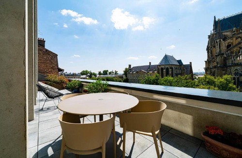 Reims City Centre House | 4 Private Homes for rent to live the sparkling Remoise life.