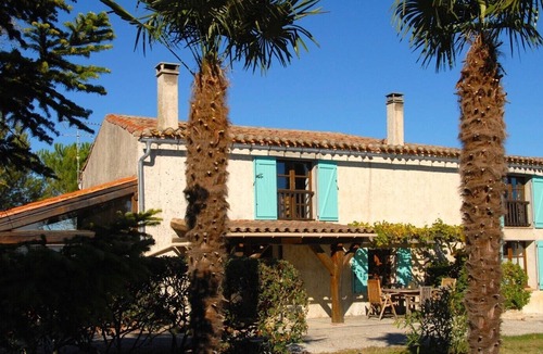Villepinte House | 4* rated, nr Carcassonne, Stunning views, 14x7m pool, 4 Bed, Sleeps 8