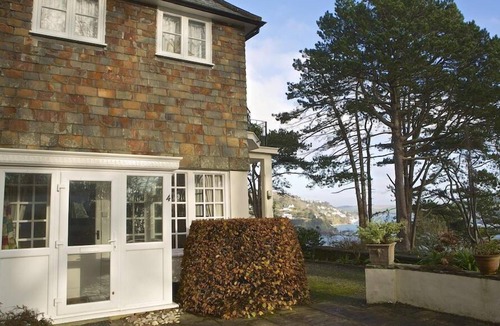 Salcombe Cottage | 4 RINGRONE, family friendly, with a garden in Salcombe