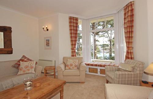 Salcombe House | 4 Ringrone