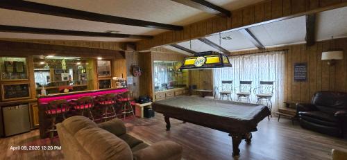 Cienega Springs House | 4 River Lake Sea