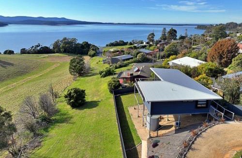 Mallacoota House | 4 Scenic Court