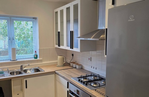 Ironbridge House | 4 School Path