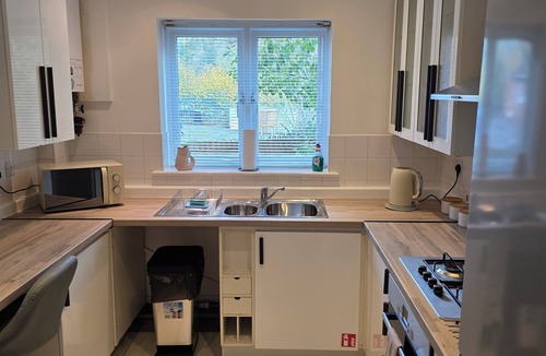 Ironbridge House | 4 School Path