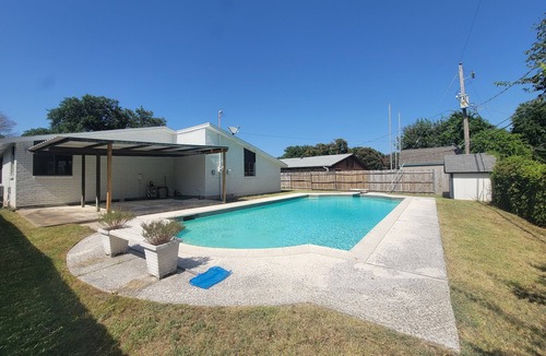 Fort Worth House | 4-Season Beauty with pool in Fort Worth
