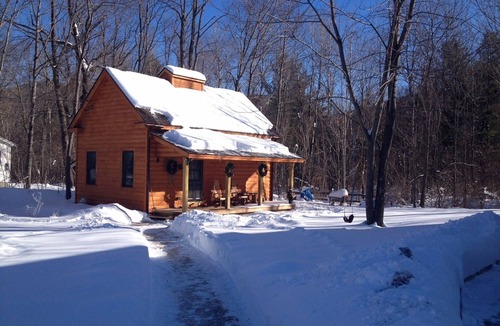 Mount Tabor Cabin | 4 Season Cabin great location.