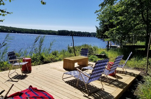 Rowland House | 4 Season Lakefront Vacation Home