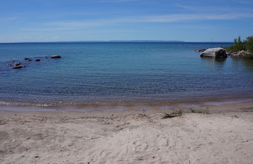 Lafontaine House | 4 SEASON WATERFRONT COTTAGE ON GEORGIAN BAY SAND BEACH