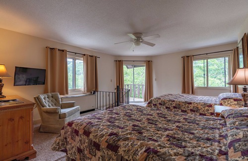 Beech Mountain Hotel | 4 Seasons at Beech Mountain