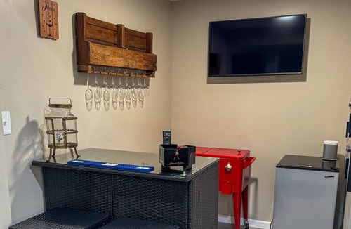 Thornhurst House | 4 Seasons Lake Community - NEW MINI SPLIT AC SYSTEM