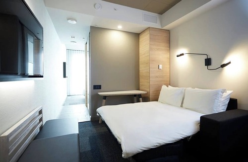 Brossard Hotel | 4 Sleek, Pet-Friendly Rooms w/Free Parking - Ideal for Visiting Montreal