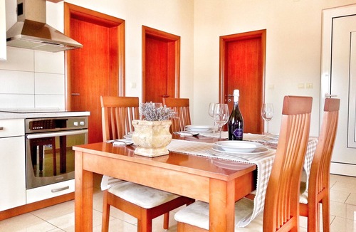 Vantacici Apartment | 4 star apartment in Malinska 150m from the beach with pool, dishwasher, wifi, air conditioning