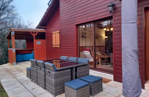 Lachapelle-Auzac Ski Chalet | 4-star Auzacoise, 6 guests, swimming pool, golf