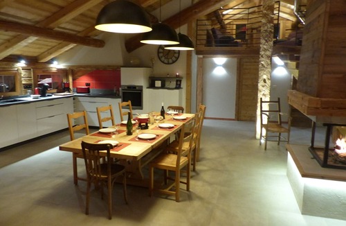 Le Chinaillon Apartment | 4-star cottage with fireplace, pets welcome, private parking - Le Grand-Bornand