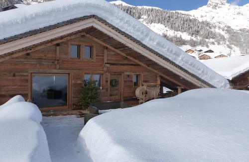 Le Chinaillon Apartment | 4-star cottage with fireplace, pets welcome, private parking - Le Grand-Bornand