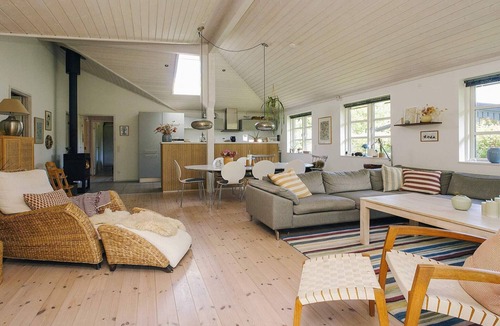 Store Fuglede House | 4 star holiday home in