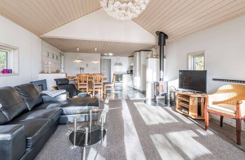 Houstrup House | 4 star holiday home in Nørre Nebel