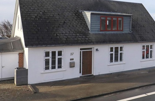 Hjerting House | 4 star holiday home in Esbjerg V