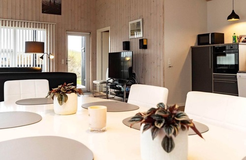 Hirtshals House | 4 star holiday home in Hirtshals
