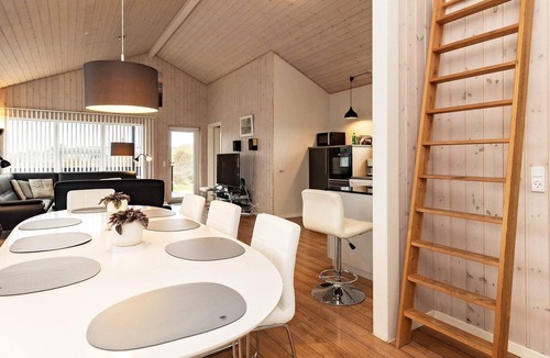 Hirtshals House | 4 star holiday home in Hirtshals