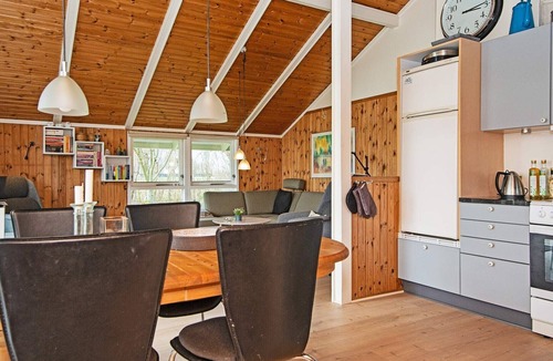 Pøt Strandby House | 4 star holiday home in Juelsminde