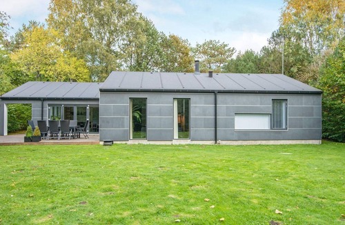 Øksenmølle House | 4 star holiday home in Ebeltoft