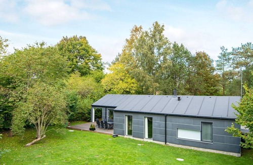 Øksenmølle House | 4 star holiday home in Ebeltoft