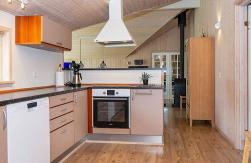 Vibæk Strand House | 4 star holiday home in Ebeltoft