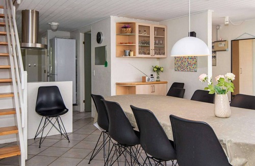 Fjellerup Strand House | 4 star holiday home in Glesborg