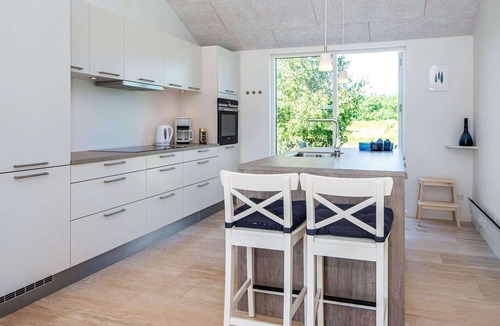 Fjellerup Strand House | 4 star holiday home in Glesborg
