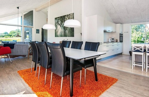 Fjellerup Strand House | 4 star holiday home in Glesborg