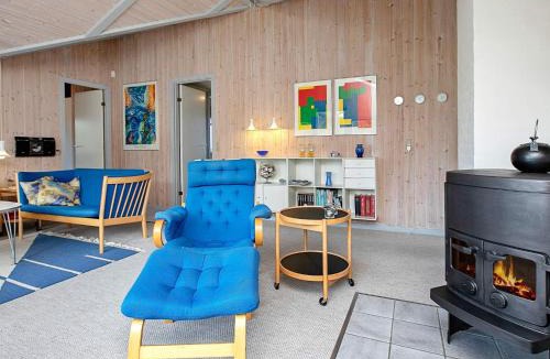 Henne Strand House | 4 star holiday home in Henne