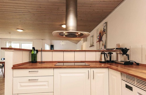 Hoeve Strand House | 4 star holiday home in Asnæs