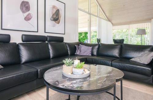 Hvidbjerg Strand House | 4 star holiday home in Børkop