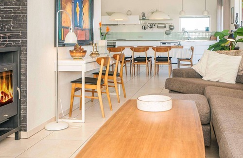 Hvidbjerg Strand House | 4 star holiday home in Børkop