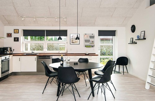 Hvidbjerg Strand House | 4 star holiday home in Børkop
